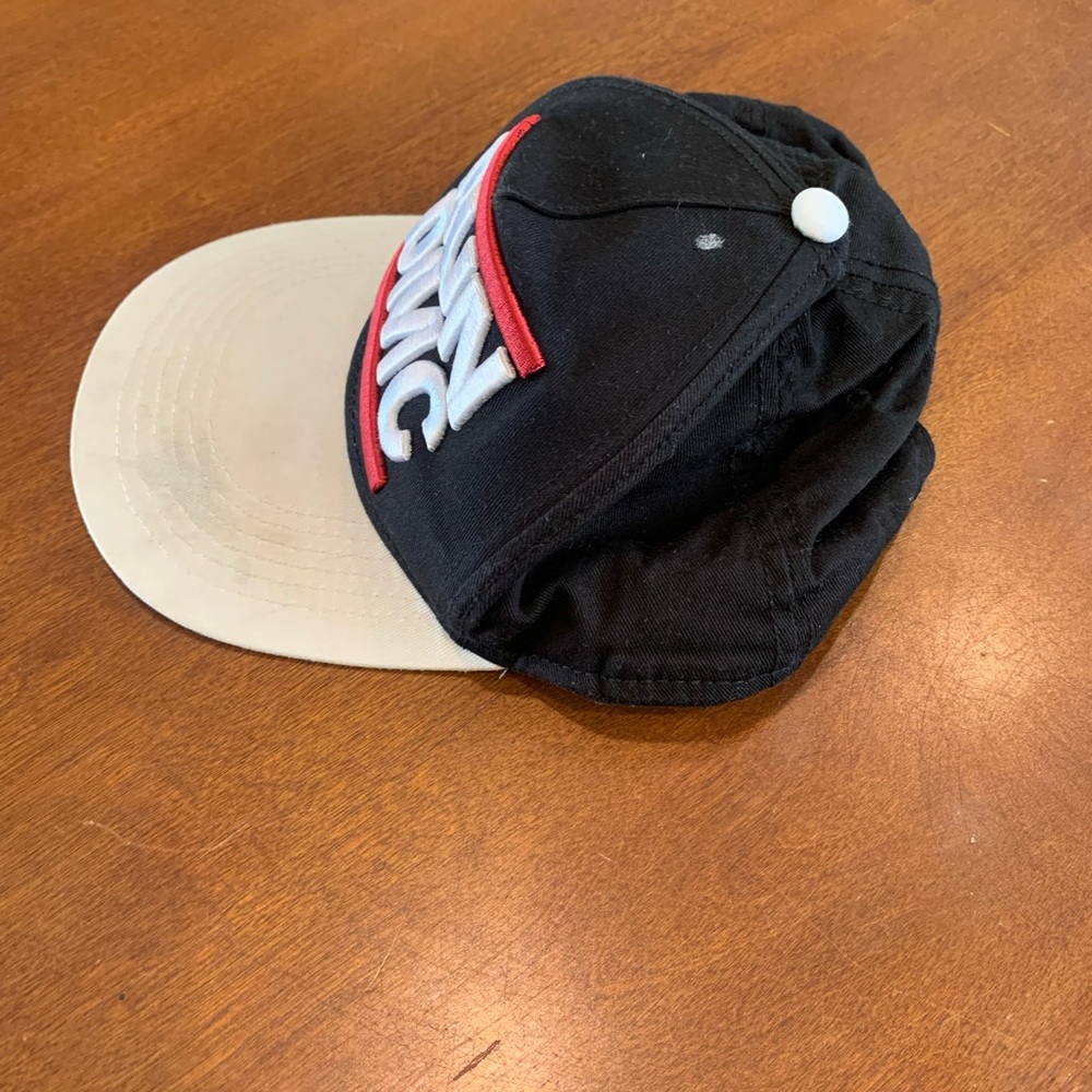 Run DMC hat - adjustable - Picture 3 of 5